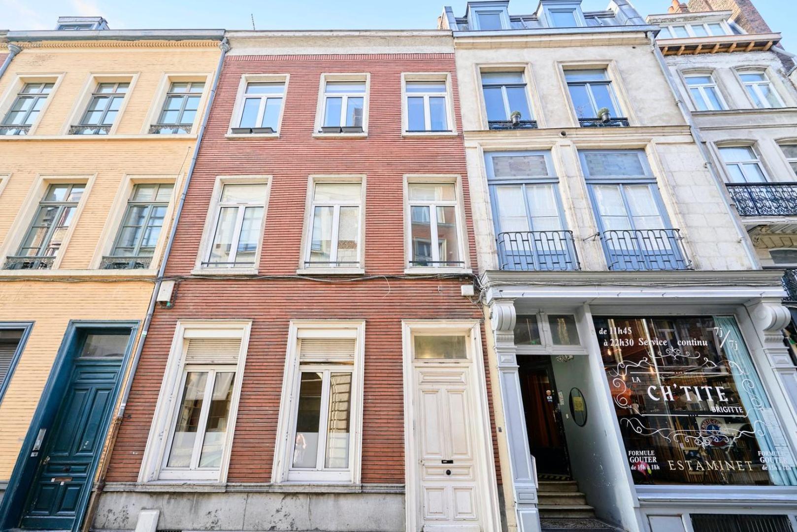 Apartment With Parking In The Heart Of Old 릴 외부 사진
